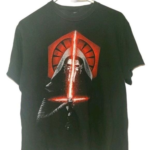 Star Wars Tshirt Men Sz M Darth Vader Short Sleeve Graphic‎ Design - Picture 1 of 3